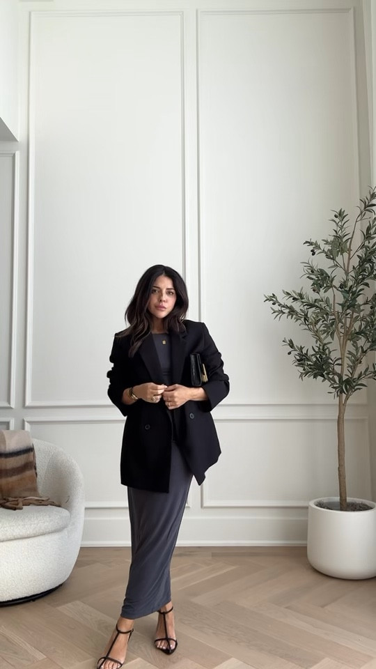 Dress - XS
Blazer - XXS/XS

#LTKcanada #LTKstyletip #LTKspring