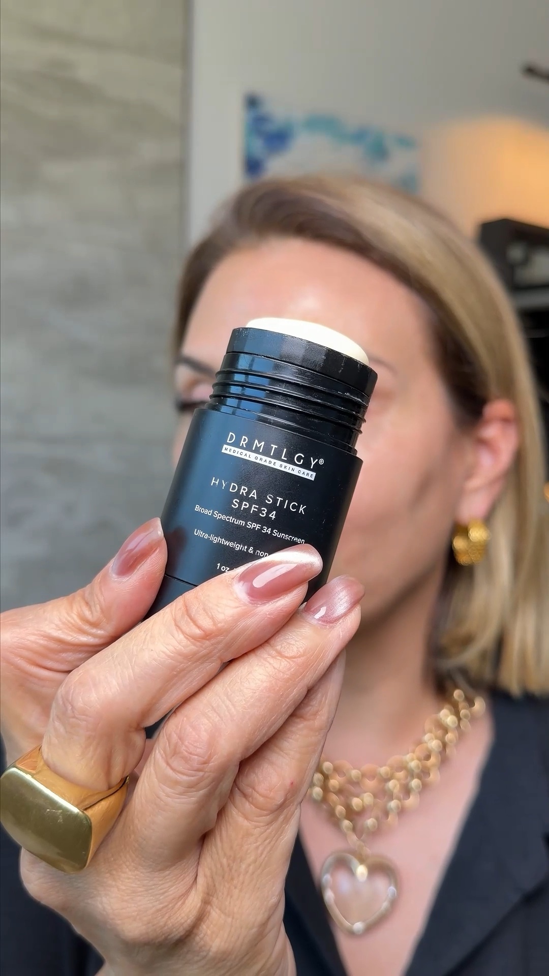 Aplico protector solar cada 3 horas

#LTKselfcare #LTKOver40 #LTKBeauty
