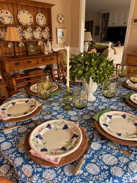 Cozy winter dinner with friends, using the vintage plates I recently found at a local auction. Love the pattern!  

 #LTKdayinmylife #LTKSeasonal #LTKHome