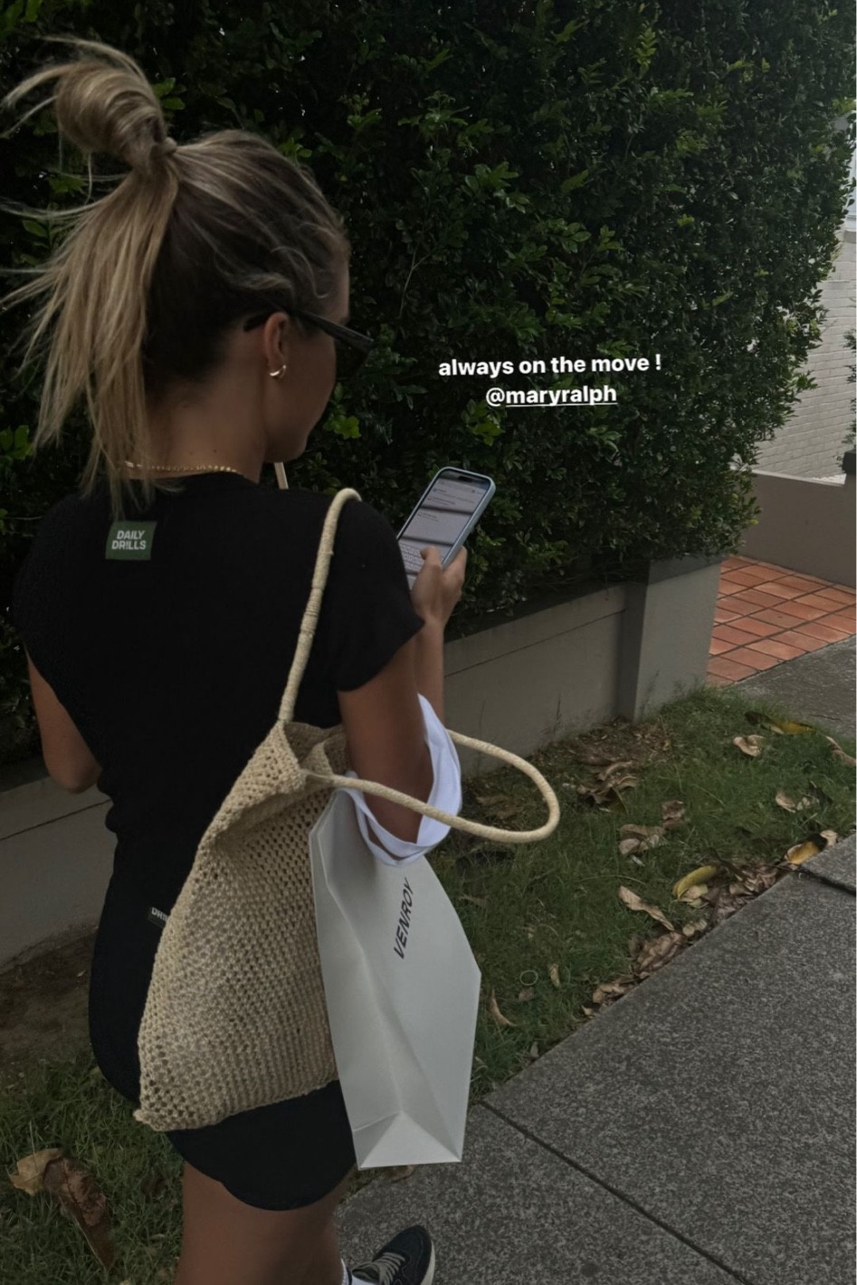 Always on the move in my DD 🖤

#LTKfitness #LTKtravel #LTKstyletip