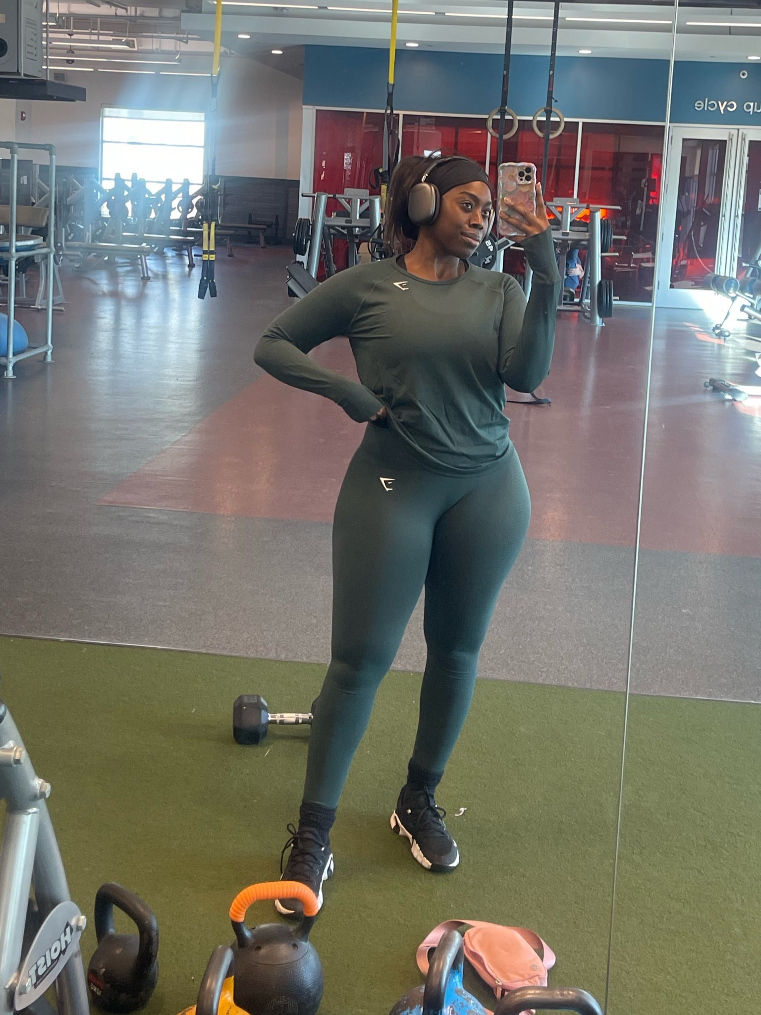 Dee’s Fit Closet: My recent and favorite workout gear

My standard size is Large in everything. I size up 1 or 2 for more oversized fits

#LTKActive #LTKmidsize #LTKfitness