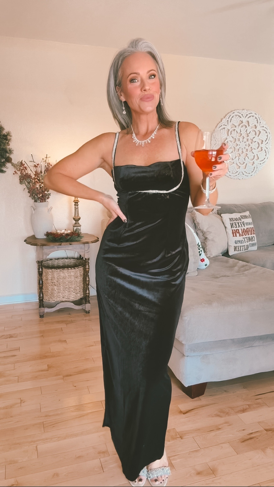 These are some beautiful pieces from Cupshe!! From a fancy Christmas party, to Christmas tea or wine tasting, to church or Christmas pictures, to a fun festive date night! Any of these affordable options would have you feeling amazing this season!!! I’m wearing a small in everything, it all runs pretty true to size🎄#affordablefashion #christmaspartydress #holidayparties #holidayoutfits #

#LTKmomlife #LTKOver40 #LTKHoliday