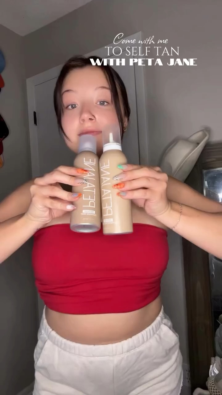 Who doesn’t wanna look sunkissed? ☀️
Comment TAN below to receive a DM with the link to this post on my LTK ⬇ https://liketk.it/67yPs ltkbeauty ltkselfcare ltku #selftan #tanningproducts #petajane #ad #beautycreator

Peta Jane self tan glow 🤎✨
sunless tan routine, golden bronzed skin, streak-free self tan, hydrating tanning mousse, Florida glow aesthetic, beachy bronze vibes, no sun damage glow, even tan routine, summer skin essentials, tanning prep & aftercare, exfoliate + moisturize, long-lasting tan, clean beauty tan, lightweight formula, natural looking tan, coastal glow up, glossy skin finish, everyday bronzed look, pool day ready, soft glam tan 🤍🌴

#LTKdayinmylife #LTKU #LTKBeauty
