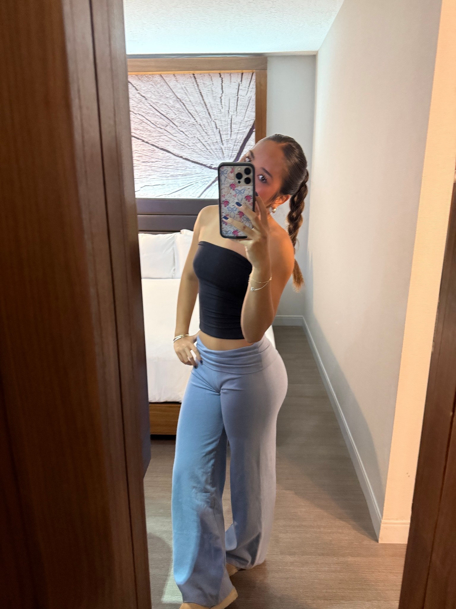 loveee these pants i found from brandy!! 