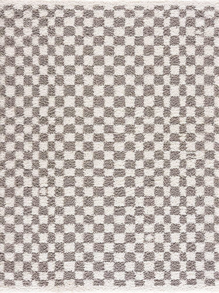 BoutiqueRugs Kieu Modern Checkered Shag Rug - High Pile Fluffy Shag Carpet for Hallway, Nursery, ... | Amazon (US)