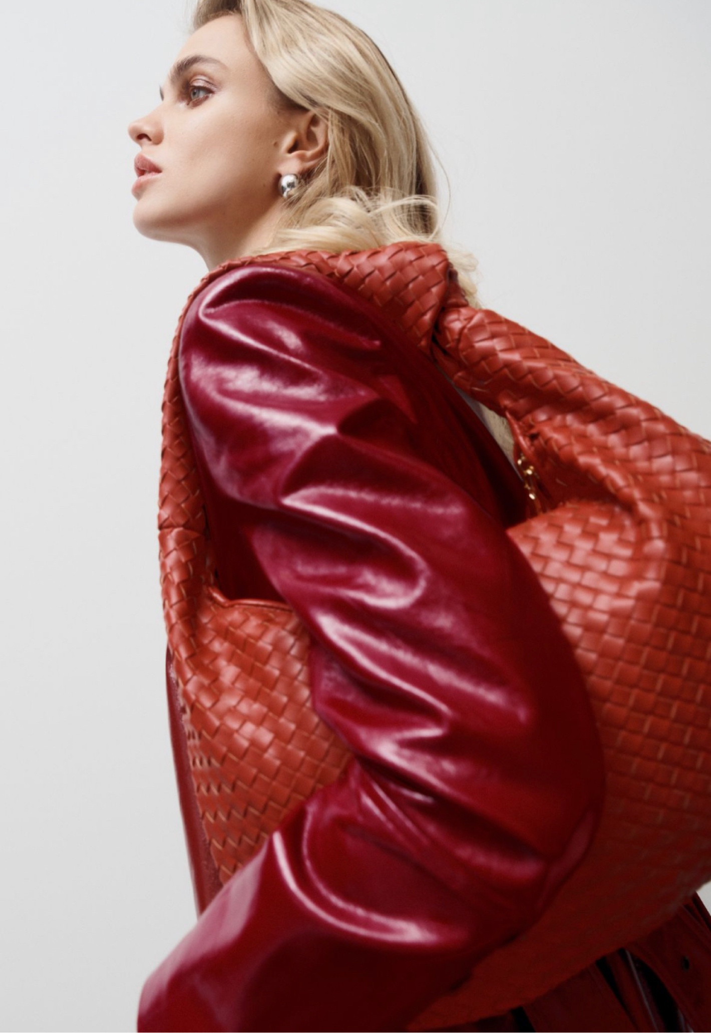 The look with out the price tag! My favorite Bottega dupes with solid quality.  AND comes in multiple colorways… what a steal

#LTKGiftGuide #LTKitbag #LTKSeasonal