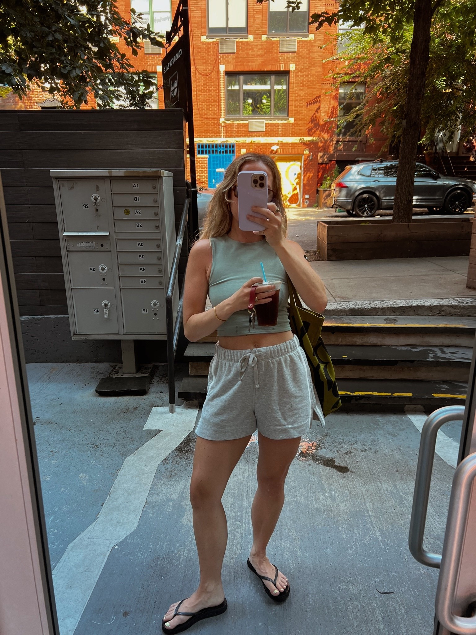 S shorts 
S tank