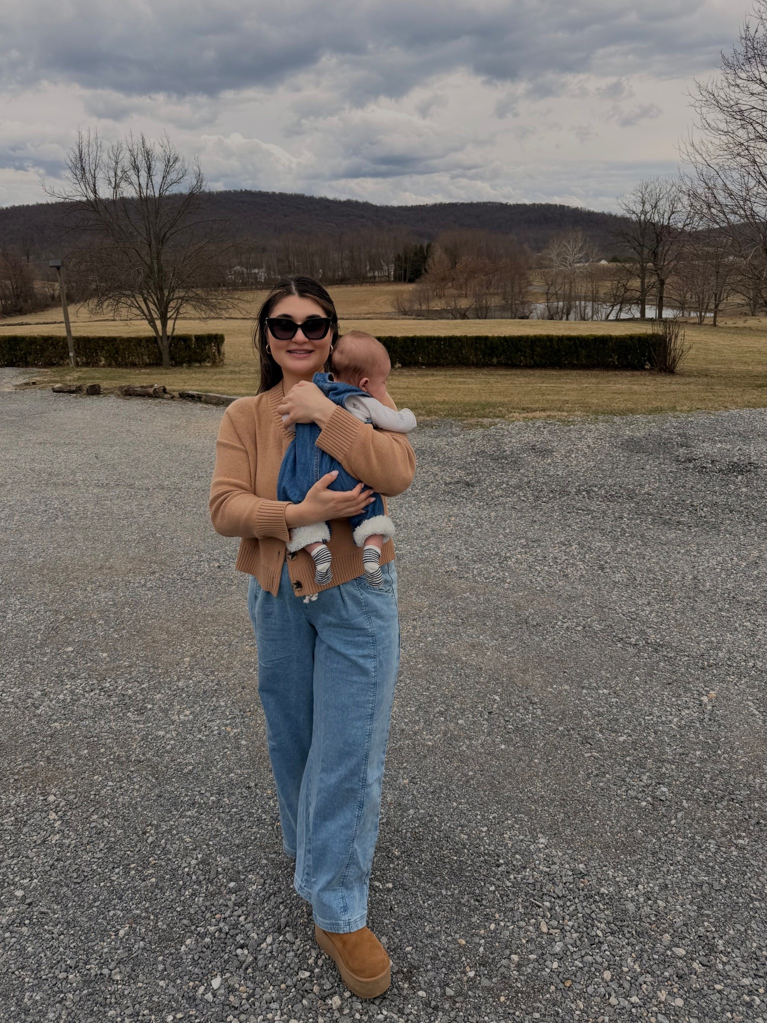 Winery with my little guy. These drawstring jeans are SO GOOD. TTS. 

Camel cardigan TTS. Cotton cardigan is a closet staple and under $50