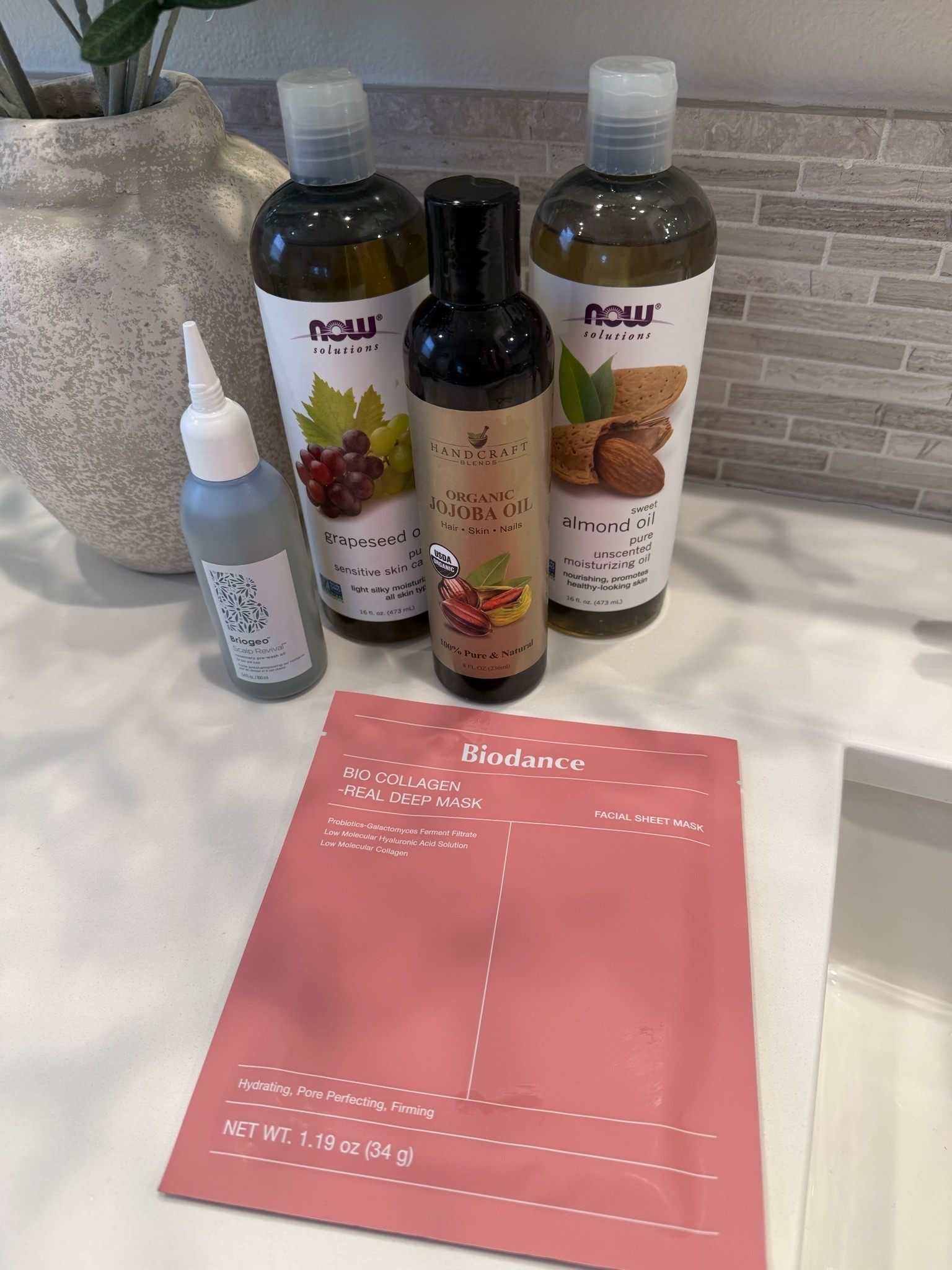 Face mask & hair oiling while I clean up this messy house 🤪 I out the oils in my hair in the am and then wash in the pm or sometimes I’ll sleep in it. Face mask I try to leave on a few hours if I can. 

Amazon, face mask, collagen mask, hair oil, hair mask, Biodance mask, self care, self care routine

#LTKmomlife #LTKdayinmylife #LTKselfcare