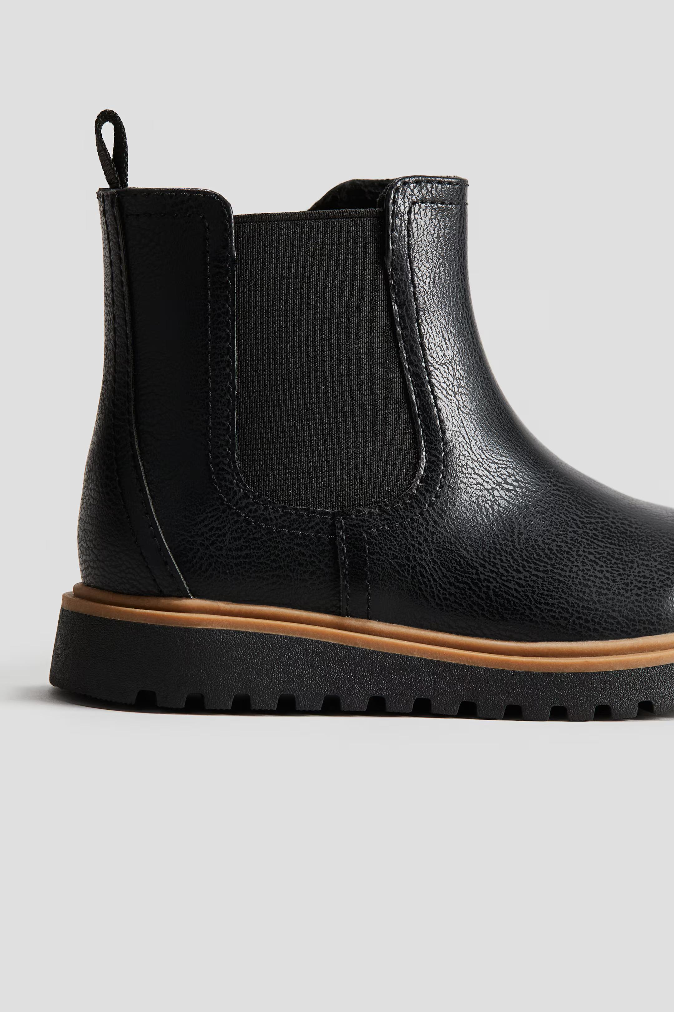 Chelsea Boots | H&M (US + CA)