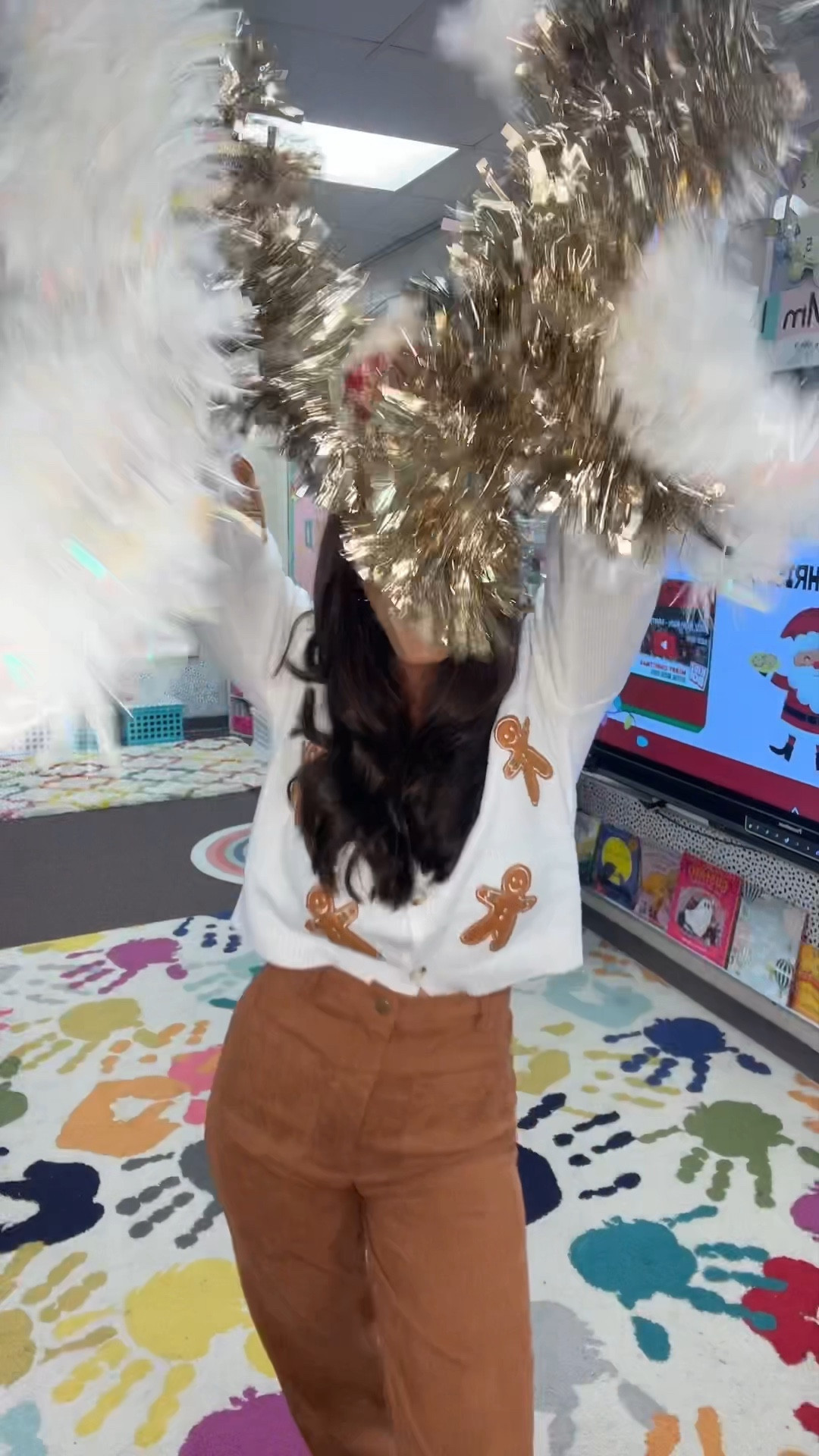 Gingerbread sweater season ❤️

#LTKfindsunder50 #LTKHoliday