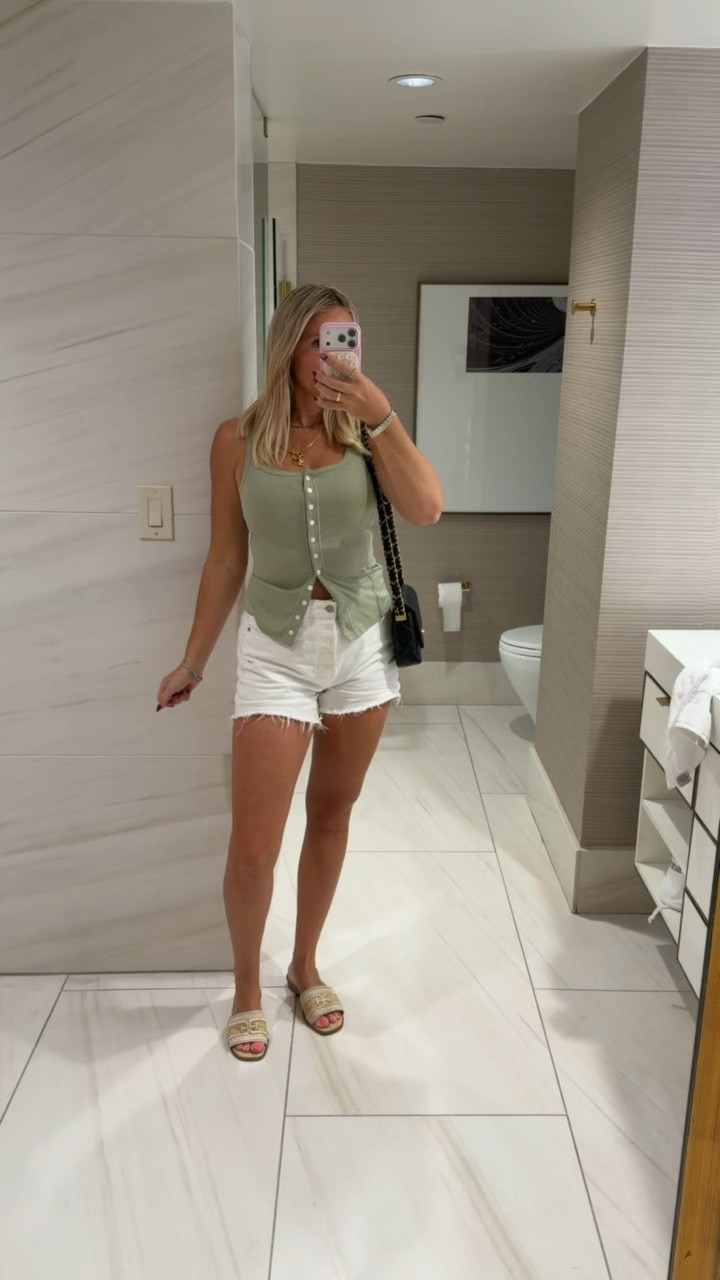 Aritzia & Amazon 💐

#LTKgrwm #LTKootd #LTKmomlife