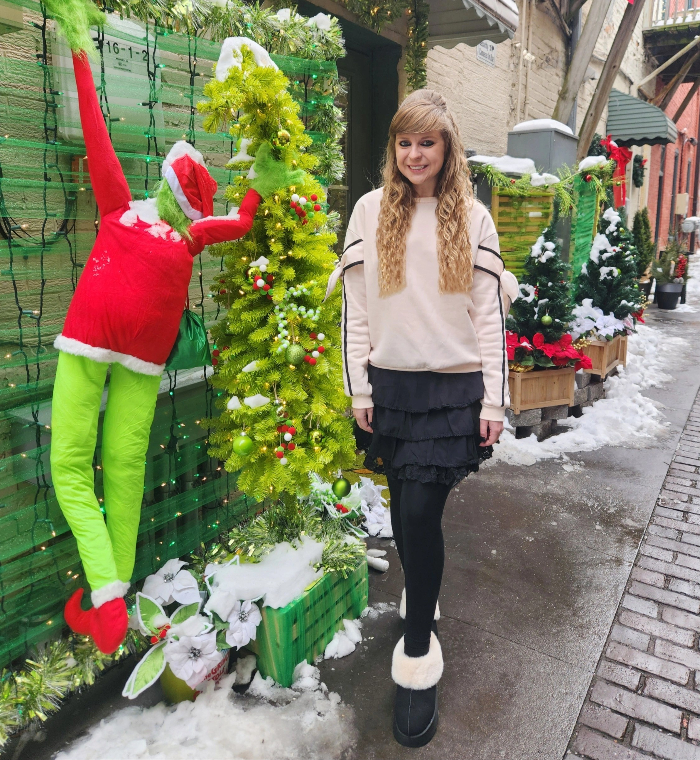 #ad My First Christmas LookBook Of The Season From: @SheinOfficial🎄In Order Of Appearance:🟢 Bow Sweatshirt {185206536}🟢 Lace Skirt {29221239}🟢 Fur Boots {49569472}🟢 Bear Sweater {45517699}🟢 Straight Jeans {24835693}🟢 Bow Maxi Dress {54356004}🟢 Knit Wide-Leg Pants {175952925}🟢 Gingerbread Slippers {140629372}Big Savings, Bigger Hauls, The Biggest Sale🛍Shop The Trendiest At [GlowEve, HKSLYM, Xunyi Slippers Store]Use Code: {25BFCheyMuterWilliams933} To Enjoy Up To 9️⃣0️⃣% Off‼️#Sponsored #Christmas #ChristmasLookBook #ChristmasLook #ChristmasOutfit #ChristmasTime #ClothingHaul #SHEINBigSale #SHEINSaveInStyle #LoveShein @Shein_Us

