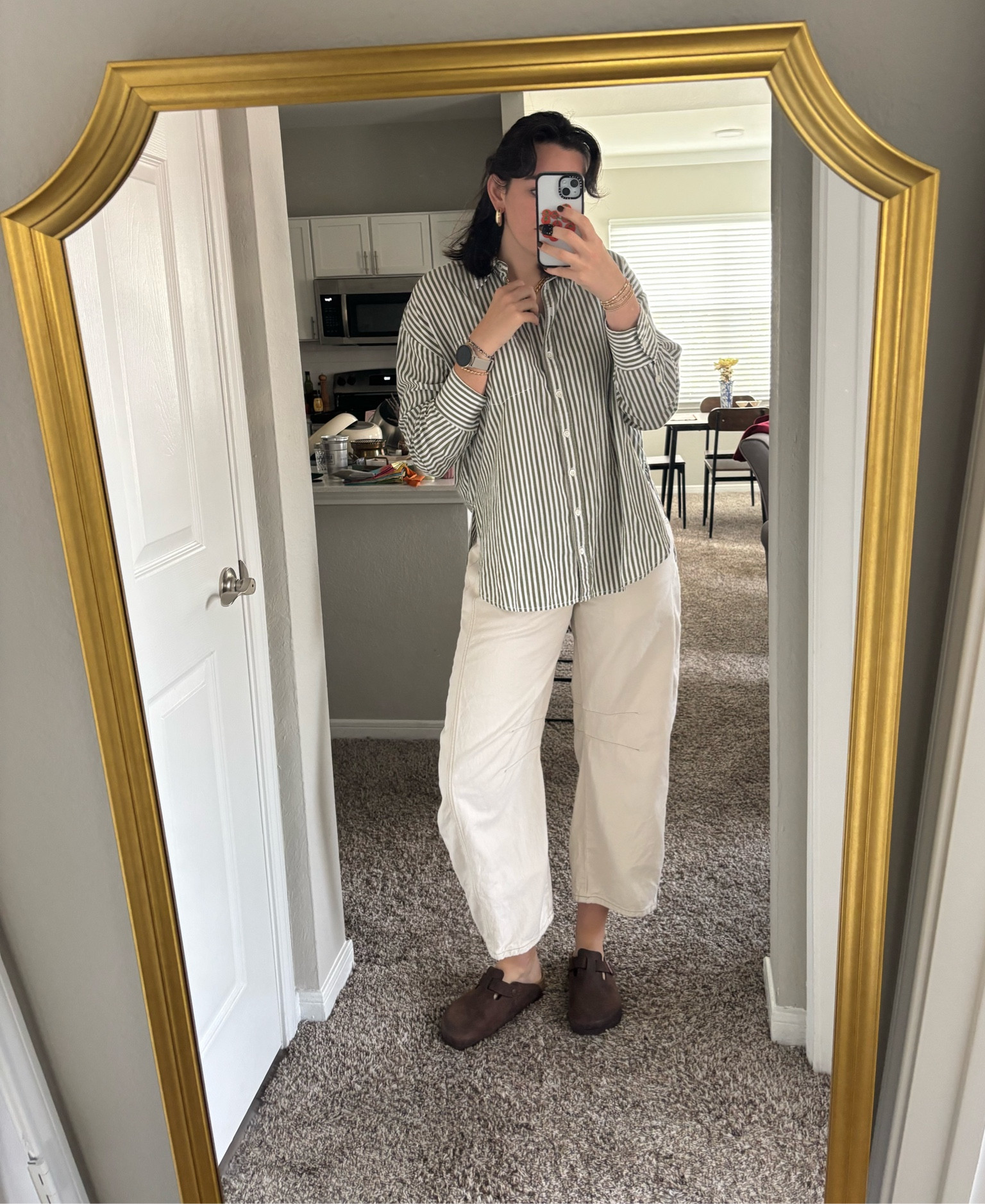 Work outfit today!! Shocked everything is current. These pants are my most favorite thing right now and I LOVEEE my bostons. 

#fallstyle #fallworkwear #casualworkoutfit

#LTKFindsUnder100 #LTKWorkwear #LTKShoeCrush