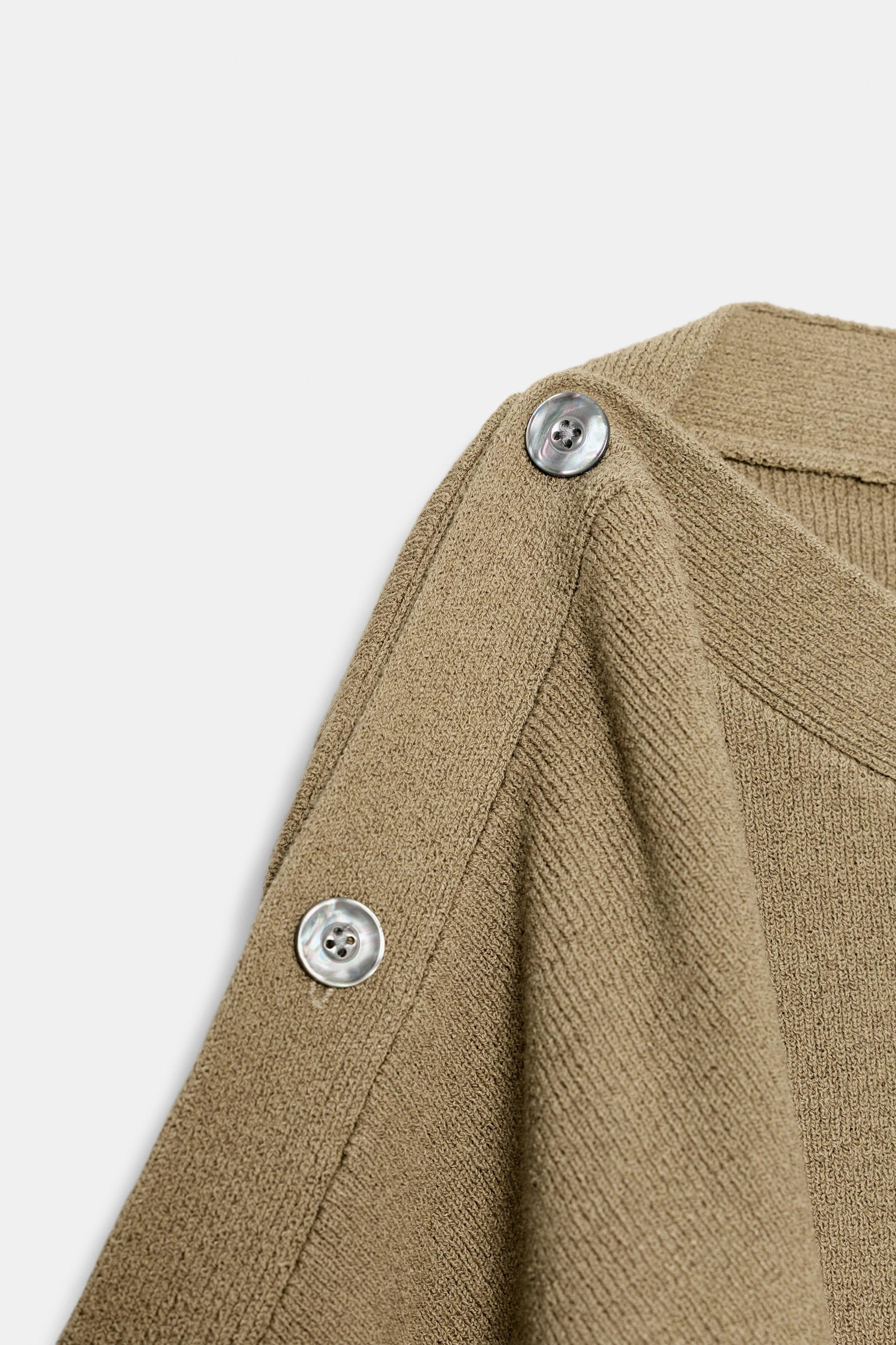 BUTTONED CAPE SLEEVE KNIT JUMPER | Zara US