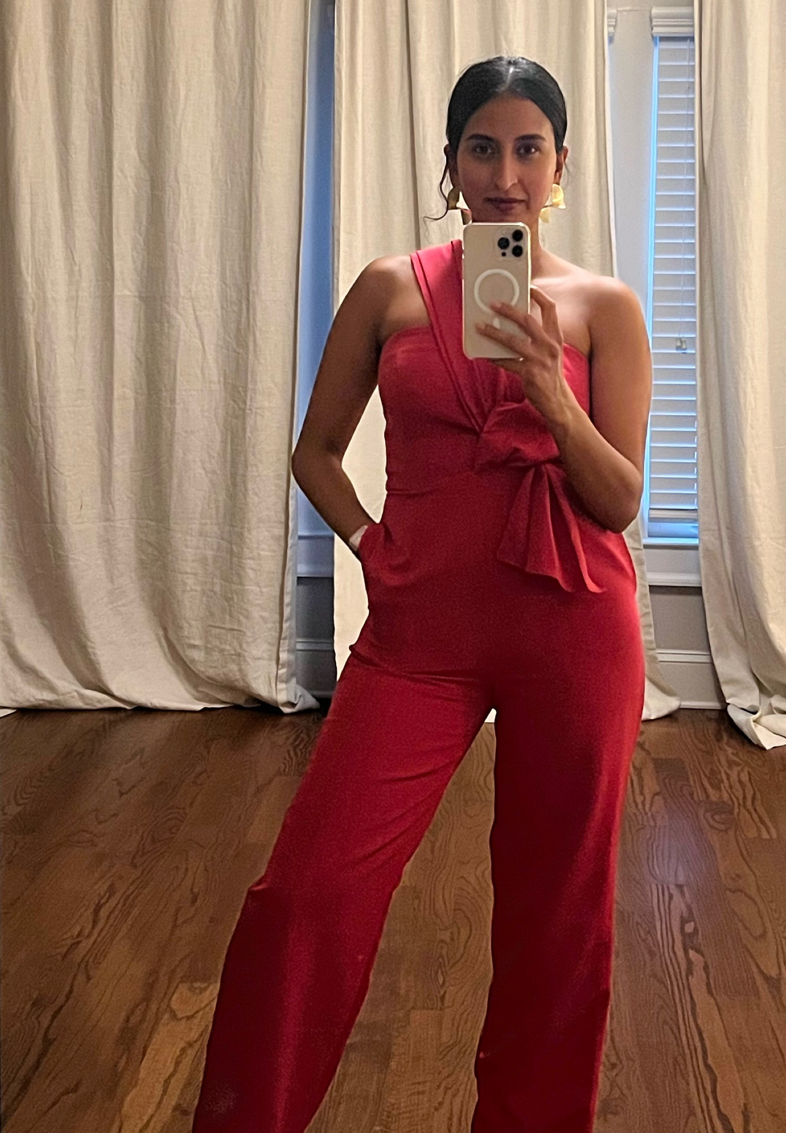 Power Pose Ready thanks to a sleeked back low bun, statement earrings, and a killer one piece. 

All but Beautycounter makeup linked below.

#LTKworkwear #LTKstyletip #LTKfit