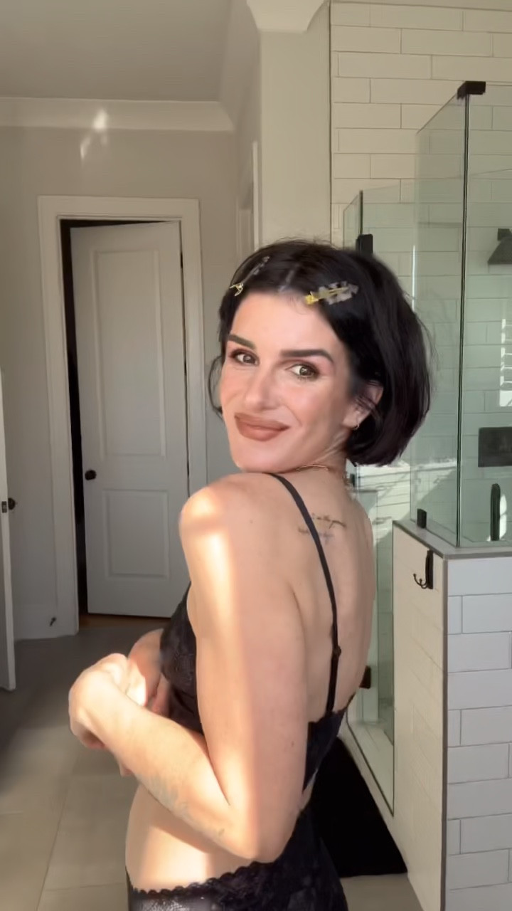 A quick makeup look! 🤍

Beauty finds | seasonal shopping | makeup


#LTKGiftGuide #LTKbeauty #LTKSeasonal