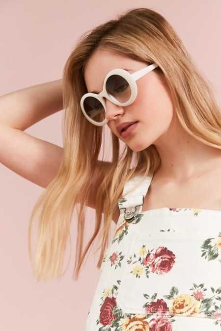 Edie Retro Round Sunglasses | Urban Outfitters US