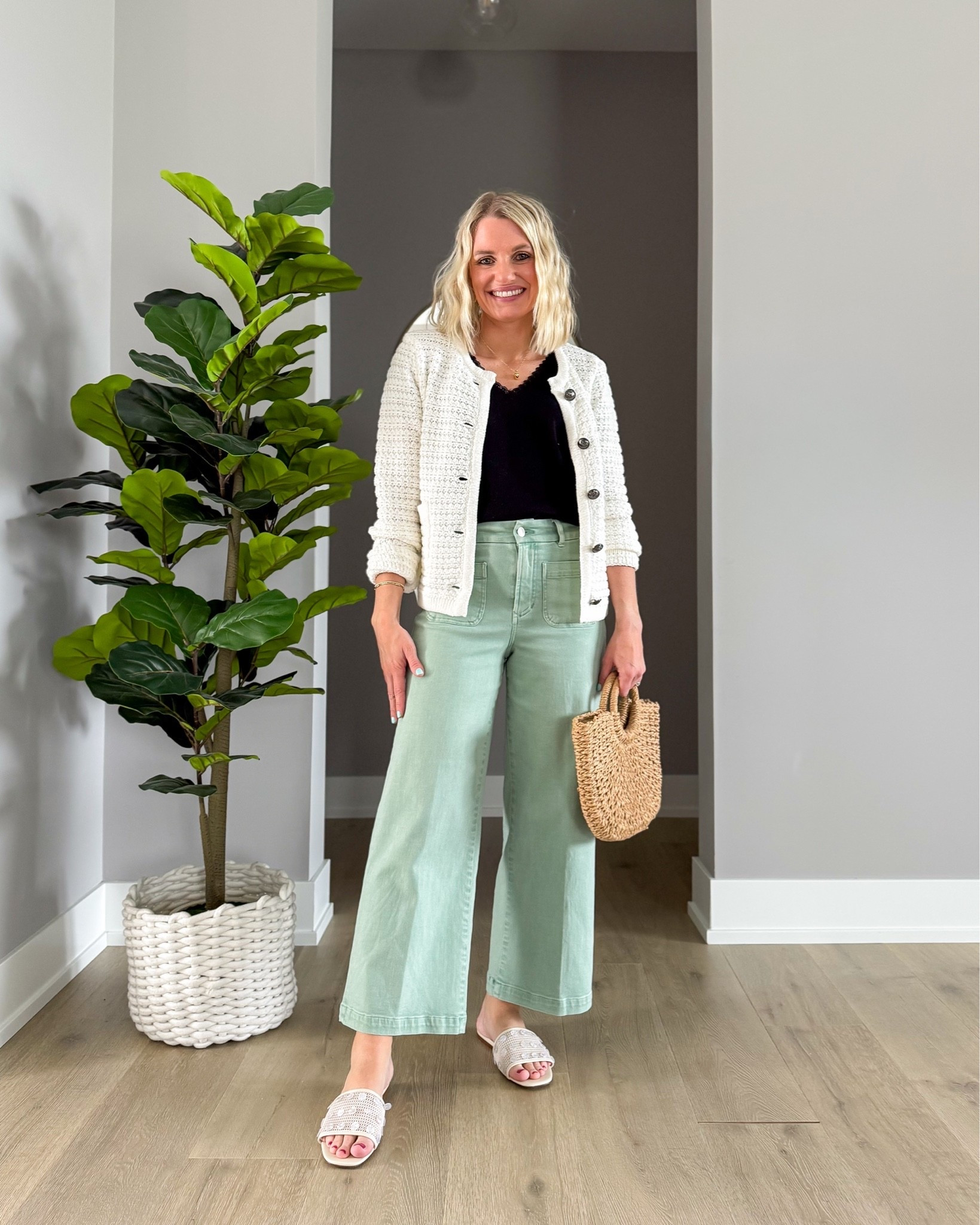 I love this spring outfit with my green cropped wide leg pants from my DEAR JOHN x KATIE HALLER collection! Use code: DJXKATIE20 for 20% off @dearjohndenim 
Top- xs
Cardigan- small
Jeans- 25

#LTKootd #LTKPetite #LTKOver40