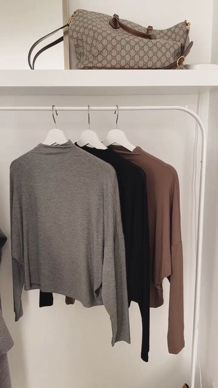 If I had to choose one long sleeve this would be it! It’s so good I own it in 3 colors. I recommend sizing up one, I’m just shy of 5’7 wearing the size small, StylinByAylin 

#LTKstyletip #LTKunder50 #LTKSeasonal