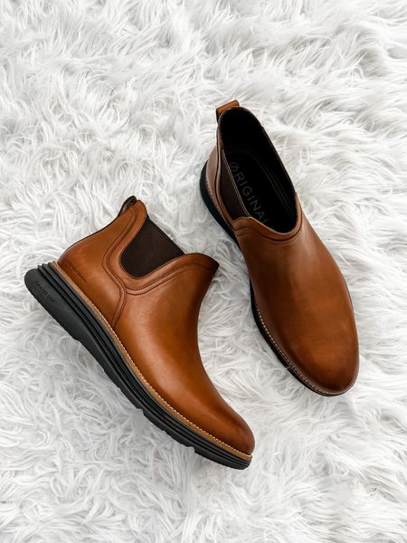 Men’s boots on sale at Cole Haan! Chris loves these 👏

Loverly Grey, sale shoes

#LTKshoecrush #LTKsalealert #LTKGiftGuide
