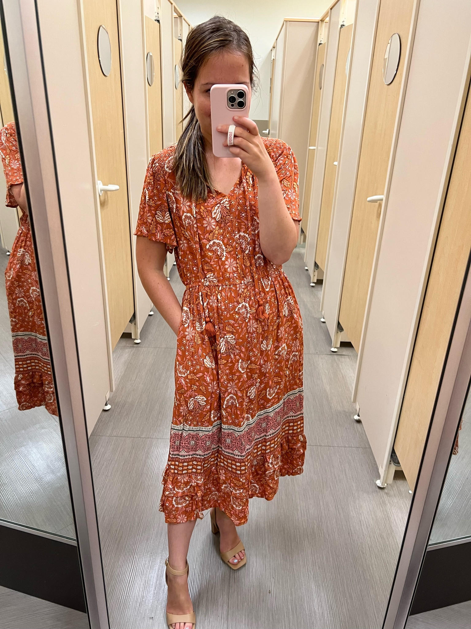 Such great fall colors! Will easily layer with a cream cardi or a denim jacket. Wear to work or a wedding! Under $25 for Labor Day.

Sizing: if between, size down. I’m in my true size and the top was too big.

#LTKwedding #LTKworkwear #LTKsalealert