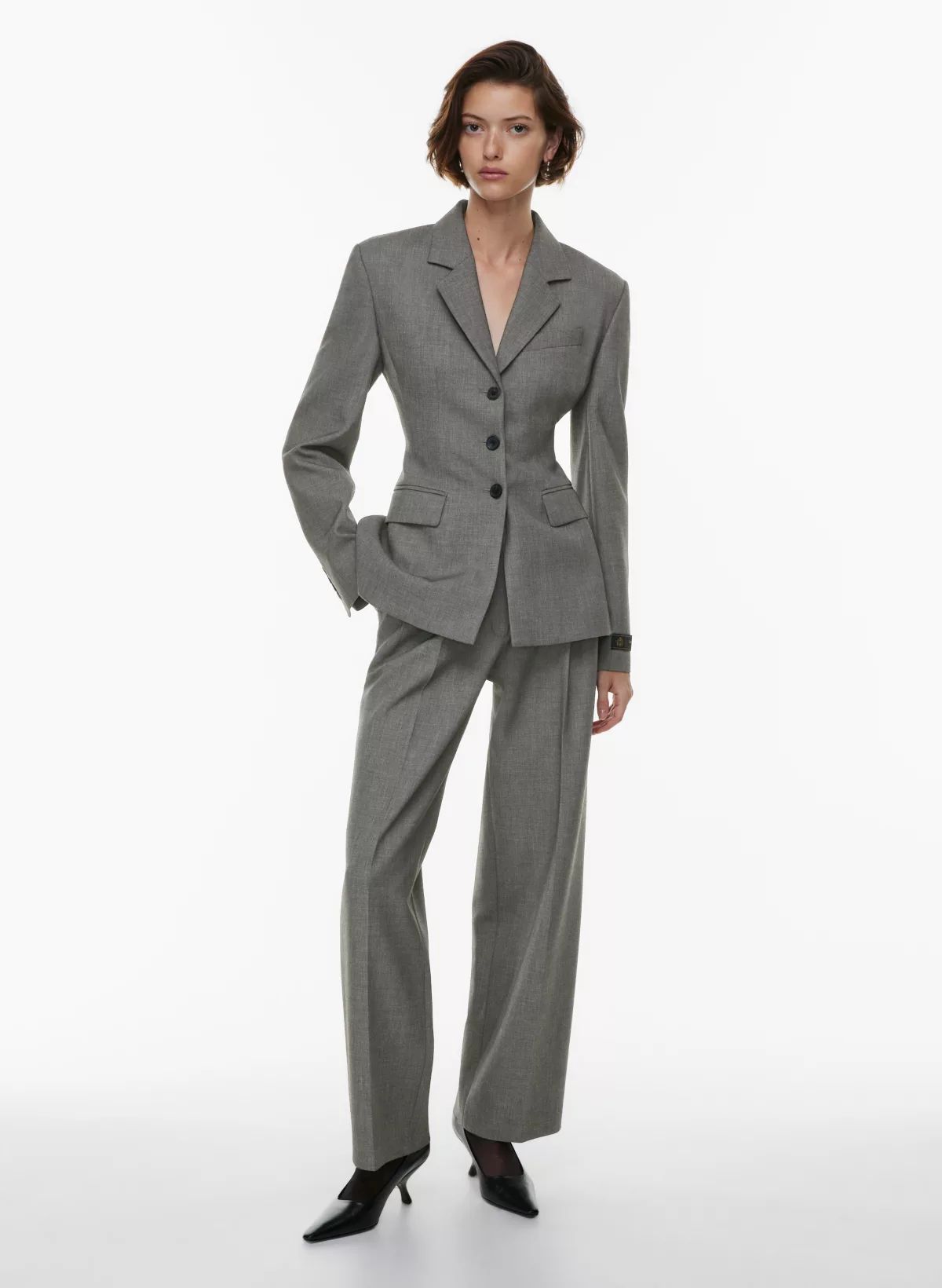 STANDOUT BLAZER | Aritzia