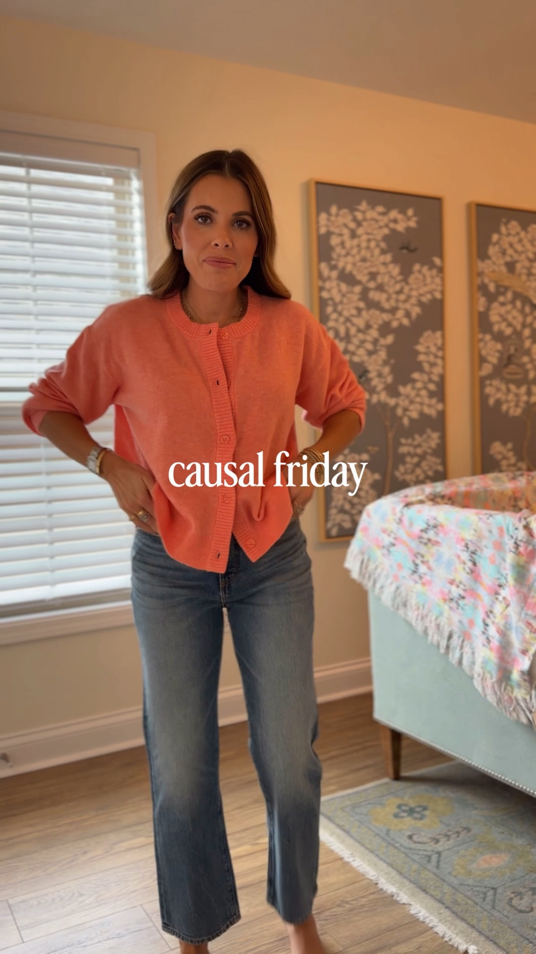 Easy fall outfit— I’m a xs/s  in this cardigan & a 26 petite in the jeans // size down .5 size in the clogs! 

#LTKStyleTip #LTKSeasonal
