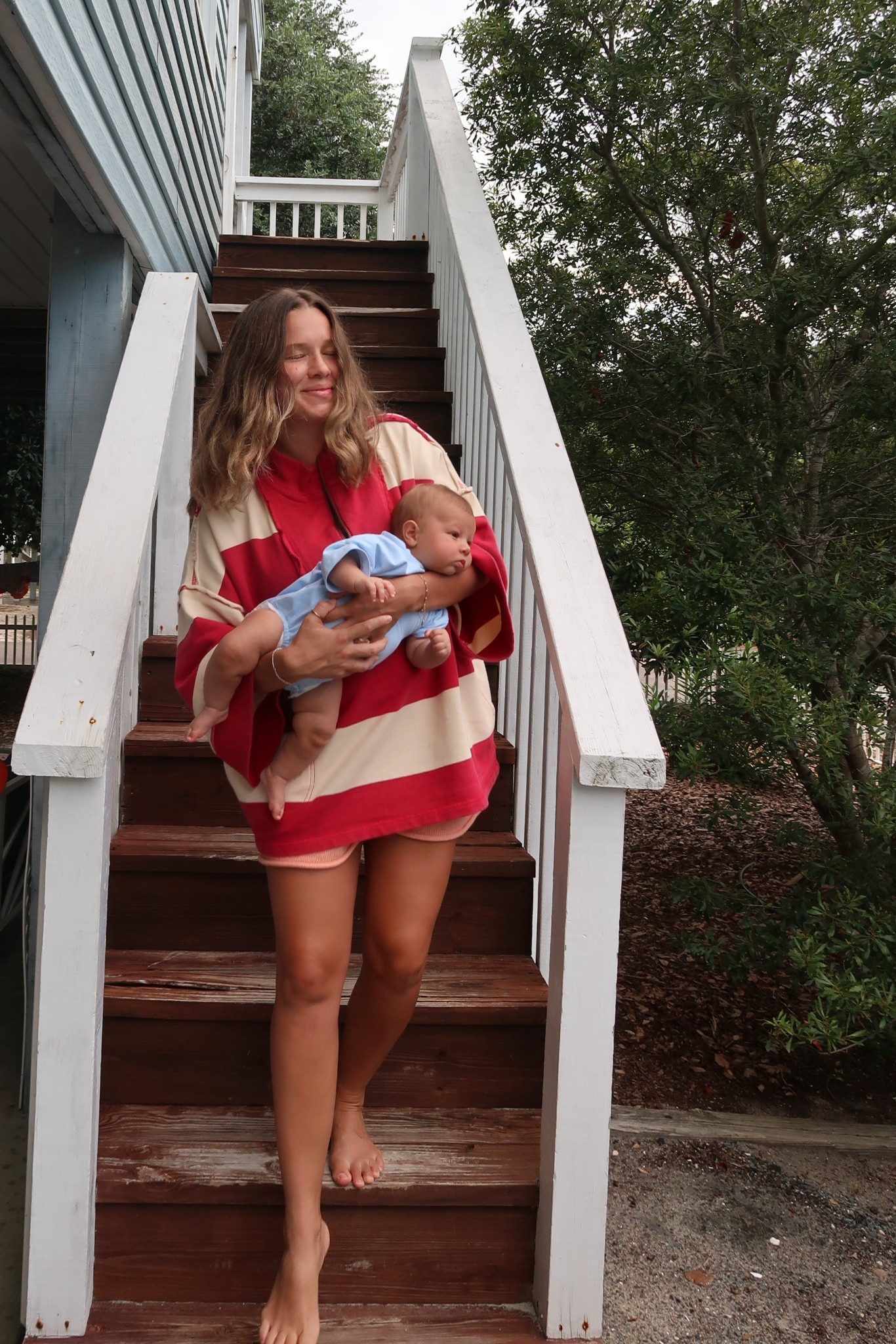 the best sweatshirt ever made honestly!! took an xs🦞

#LTKStyleTip #LTKSeasonal