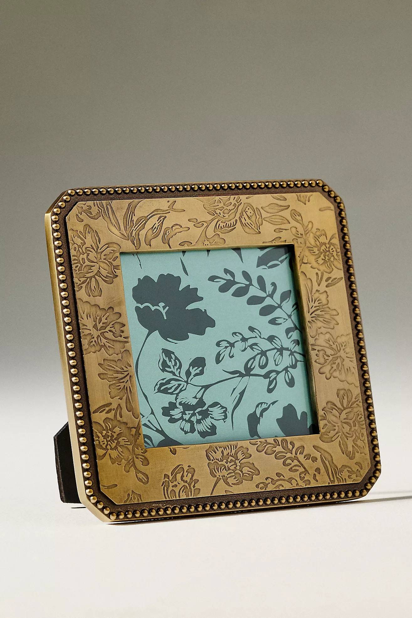 Joan Frame | Anthropologie (US)