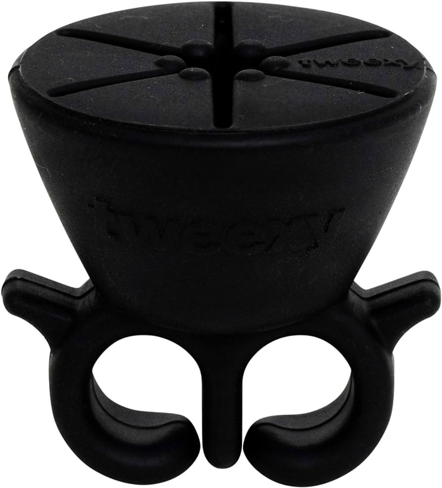 tweexy Wearable Nail Polish Holder Ring - Nail Polish Bottle Holder for Easy Application | Perfec... | Amazon (US)