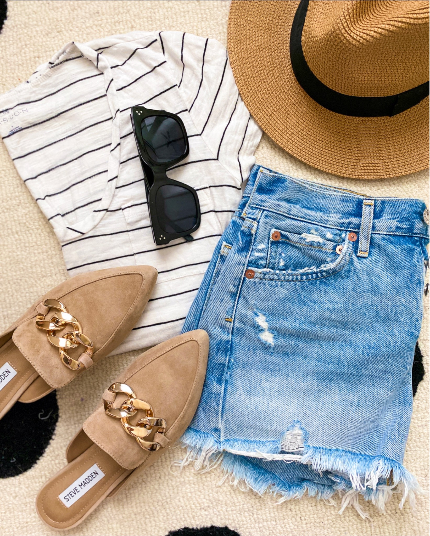 Make sure to favorite sale products on my LTK shop now and shop later from your Favorites tab - all in the LTK app!

Want to see all my Nordstrom faves? Check out my collection and search ‘Nordstrom’ in the search bar in my LTK shop! 

NSALE , #ltkseasonal 

#LTKshoecrush #LTKxNSale #LTKsalealert