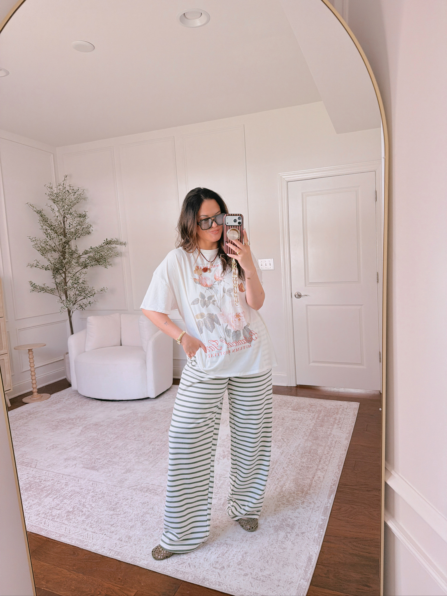 wearing an XL in both pieces 

 #LTKSeasonal #LTKMidsize