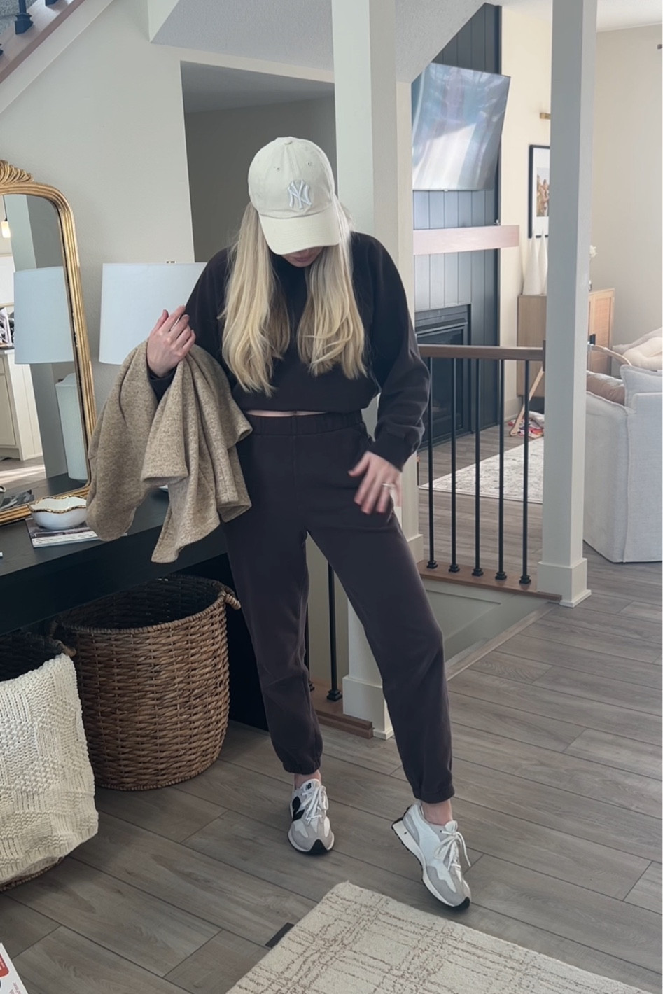 SAHM OOTD 

#LTKFindsUnder50 #LTKSeasonal #LTKStyleTip