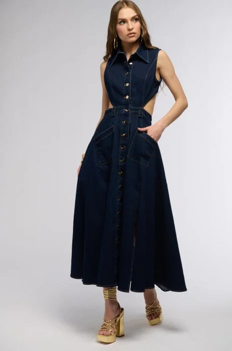 CHIC AF GOLD BUTTON DENIM MIDI DRESS | AKIRA