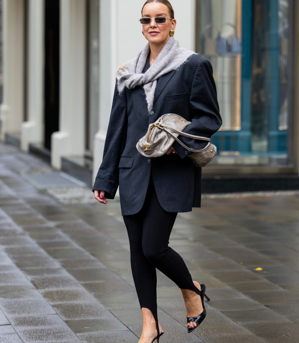 Triangle scarf - Dreieckstuch love 

#LTKeurope #LTKdeutschland #LTKwinter