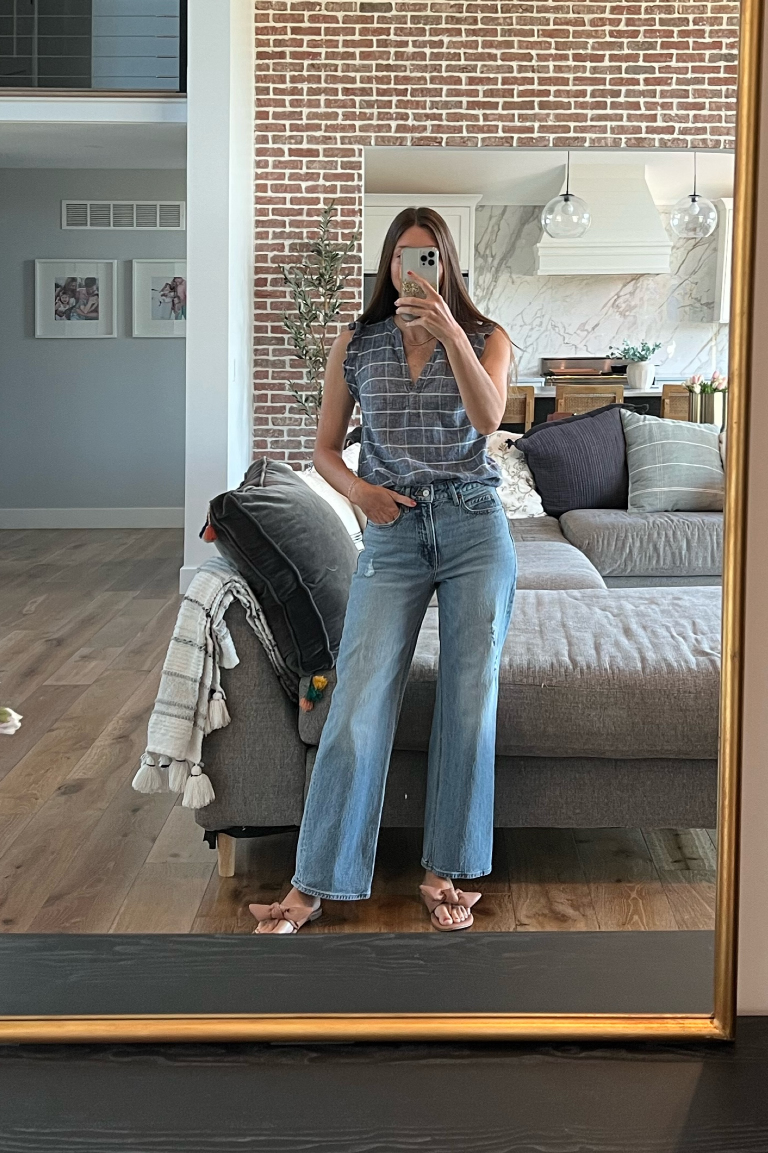 Wide leg jeans old navy 

#LTKunder50 #LTKstyletip #LTKsalealert