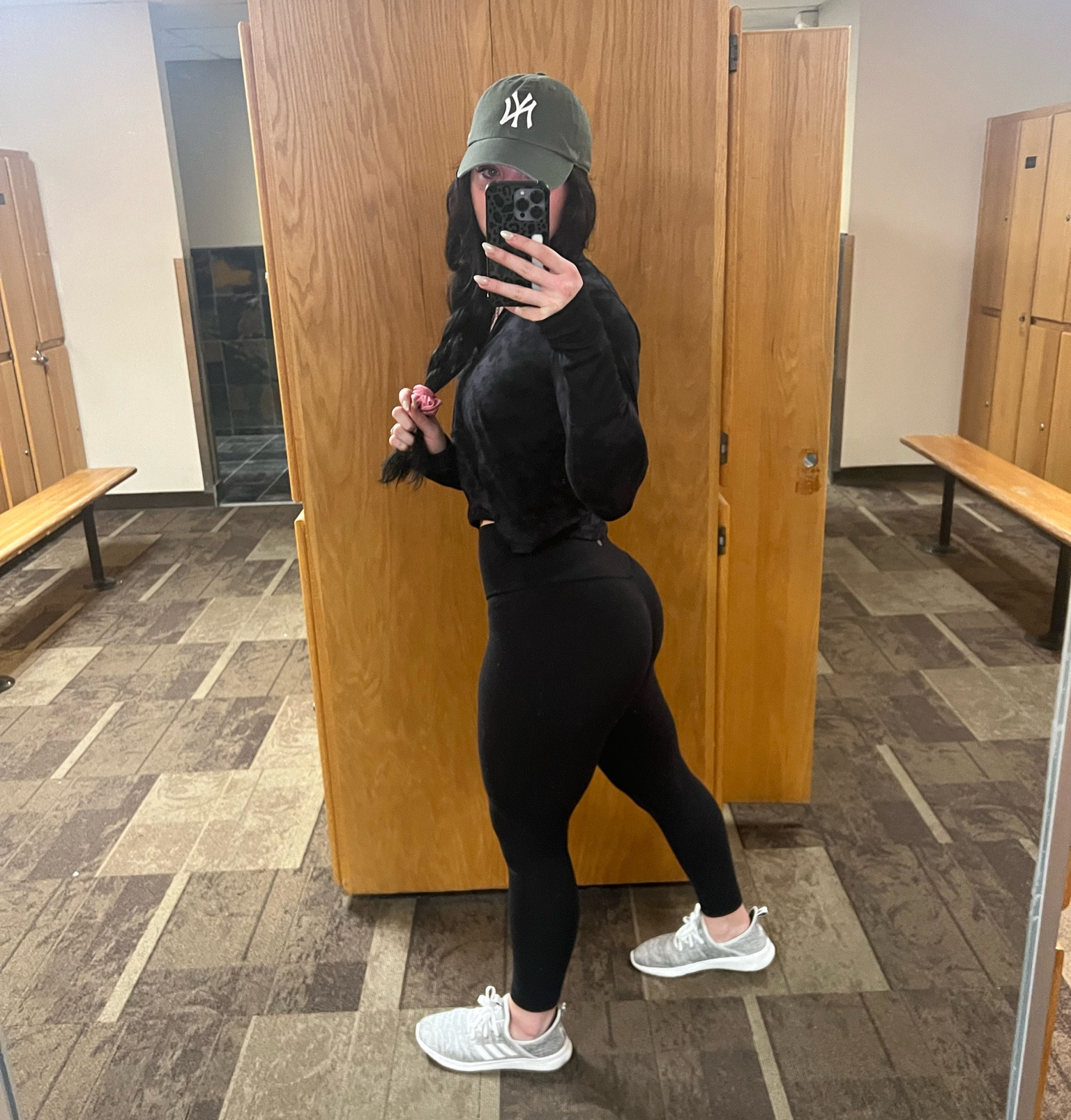 Gym clothes | lululemon | athleisure | ball cap


#LTKstyletip #LTKfit #LTKhome