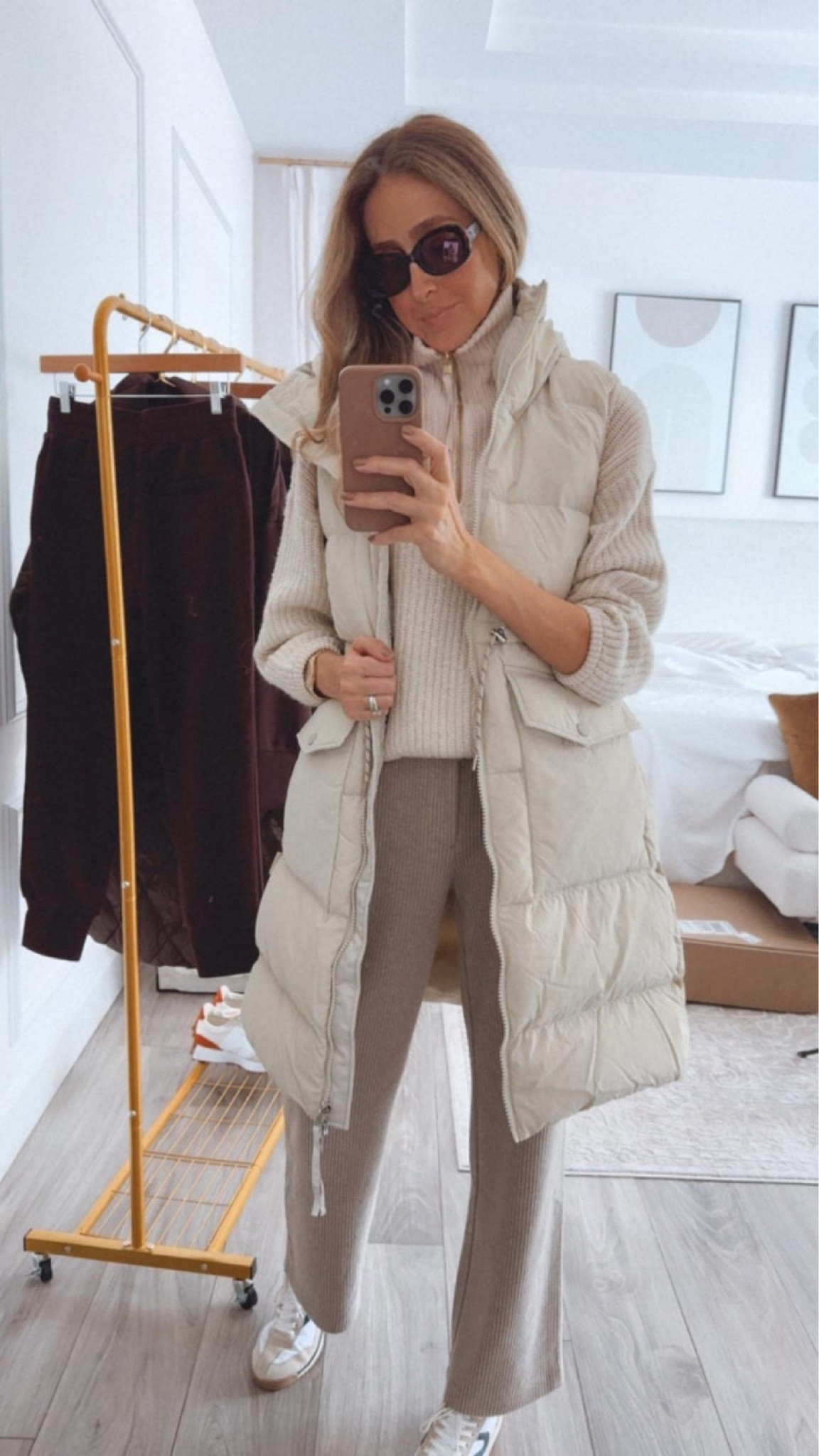 Casual outfit that it’s super elegant and perfect for this next seasons! Everything fits true to size and I’m wearing a size small on all pieces 



#LTKU #LTKSeasonal #LTKStyleTip