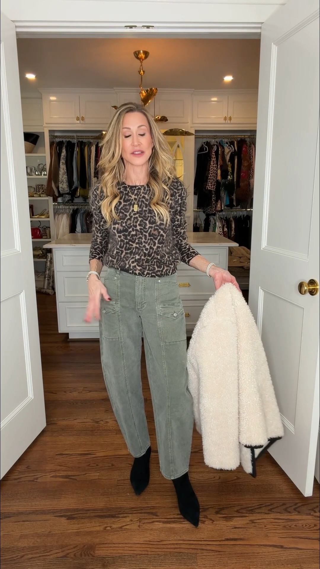 Casual look made up of some older pieces and some newer pieces from my closet.  Olive green barrel jeans, leopard jeans, fleece coat and black booties!


#LTKWorkwear #LTKSeasonal #LTKOver40