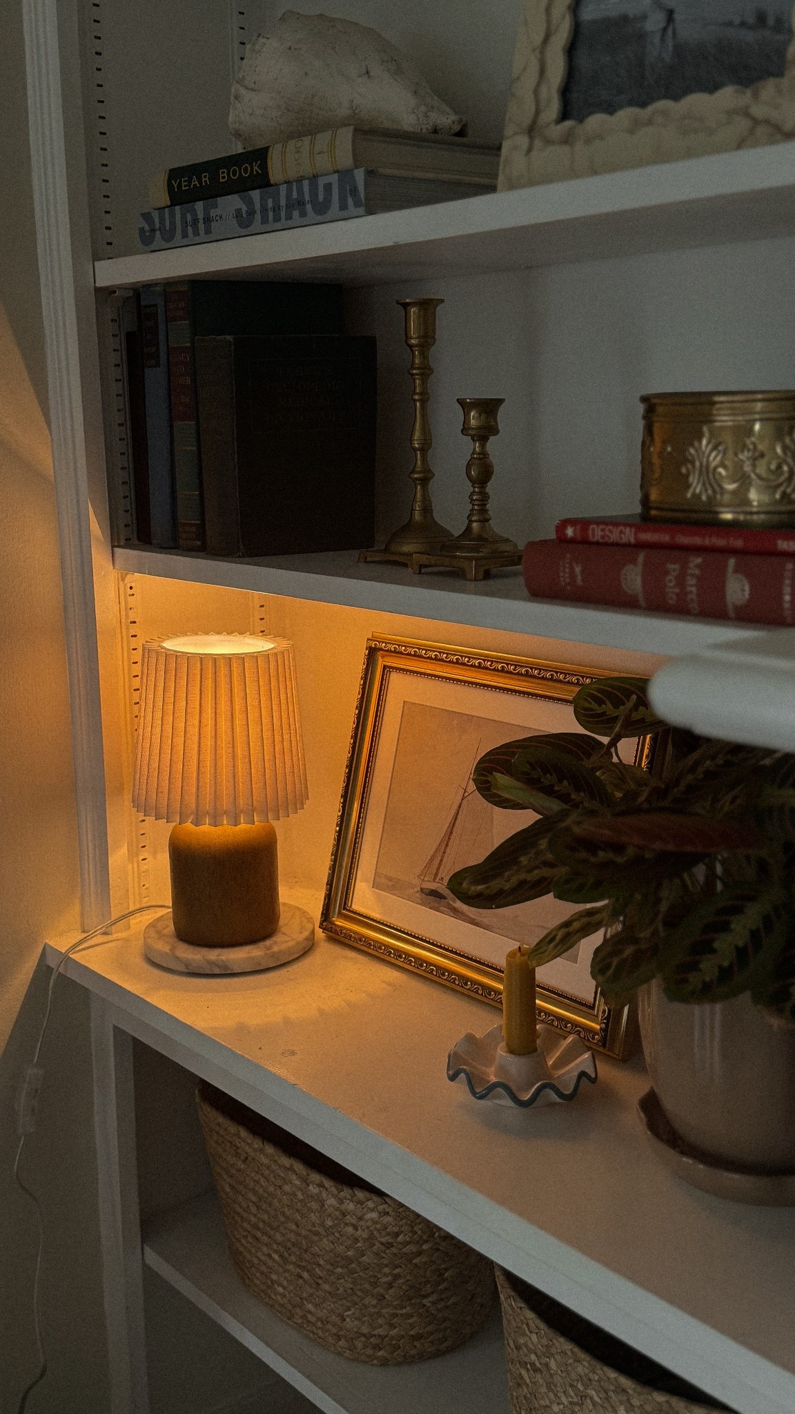 Cute $10 lamp for the bookshelf! 

#LTKFindsUnder50 #LTKStyleTip #LTKFindsUnder100