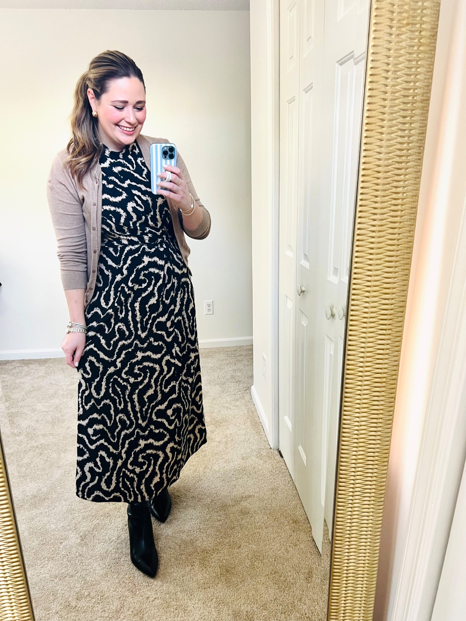 Winter work outfit || work dress || neutral work outfit 

#LTKWorkwear