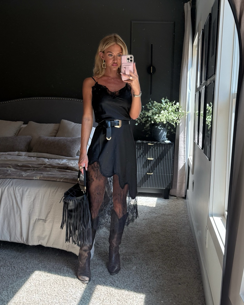 The slip dress i can’t get enough of. Perfect mix of chic/elegant & edgy/sexy 

Discount code - ASHLEYS35