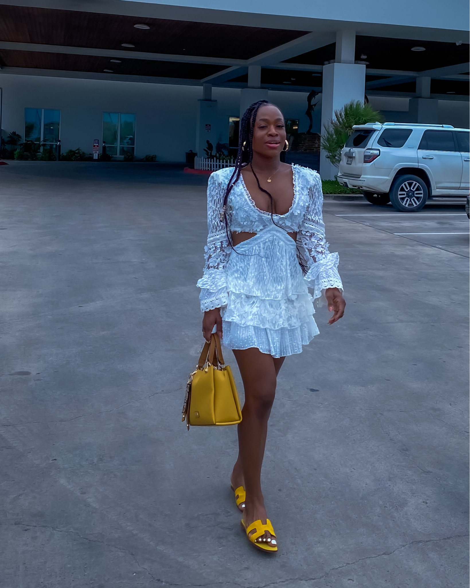 Little white dress

#LTKstyletip