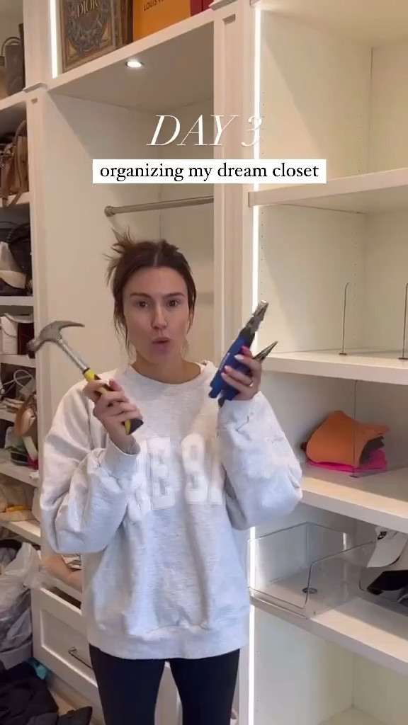 Day 3 of my closet organization! I organized my athleisure clothes so it looks like I’m walking into a gym store 🤩 I love how all the bright colors look together & how much easier it is to see all my leggings & workout clothes! 

Athleisure clothes; closet organization; home organization; workout clothes; leggings; lululemon; free people movement; oncloud; beyond yoga; the bar sweatshirt; Christine Andrew 

#LTKstyletip #LTKFitness #LTKhome