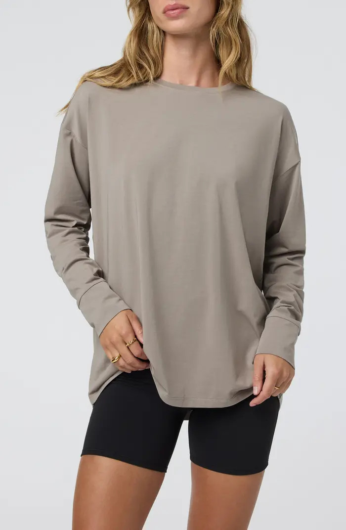 Vuori Long-Sleeve Feather Tee | Nordstrom | Nordstrom
