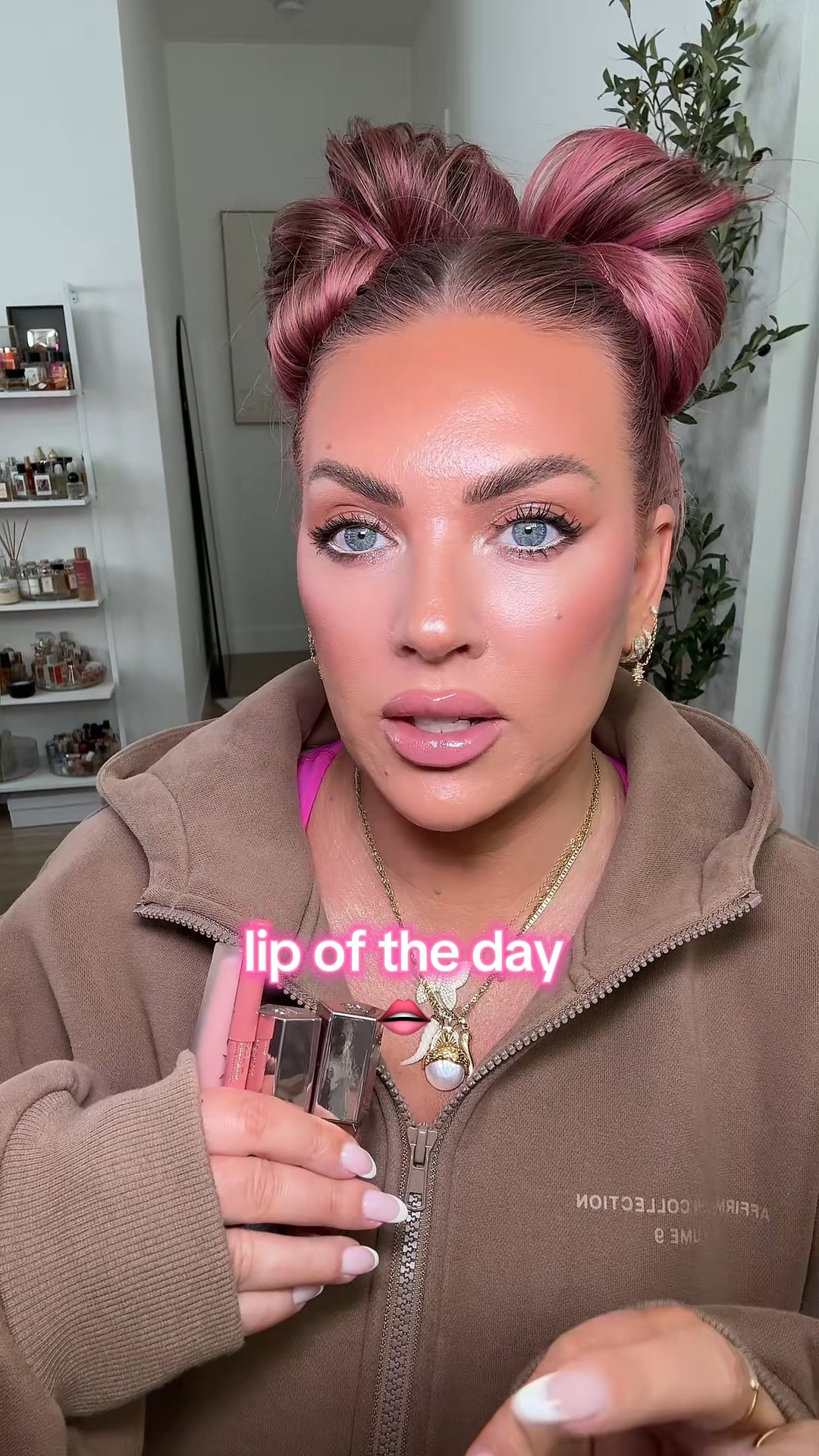 Lip of the day 👄

#LTKBeauty #LTKGiftGuide #LTKStyleTip