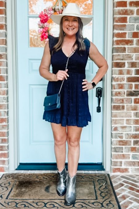 This peregrine dress is always a winner! Date night dress. Country concert look! It so so pretty, ultra feminine, and flattering! It gives that corset look m!

#LTKOver40 #LTKParties #LTKFestival