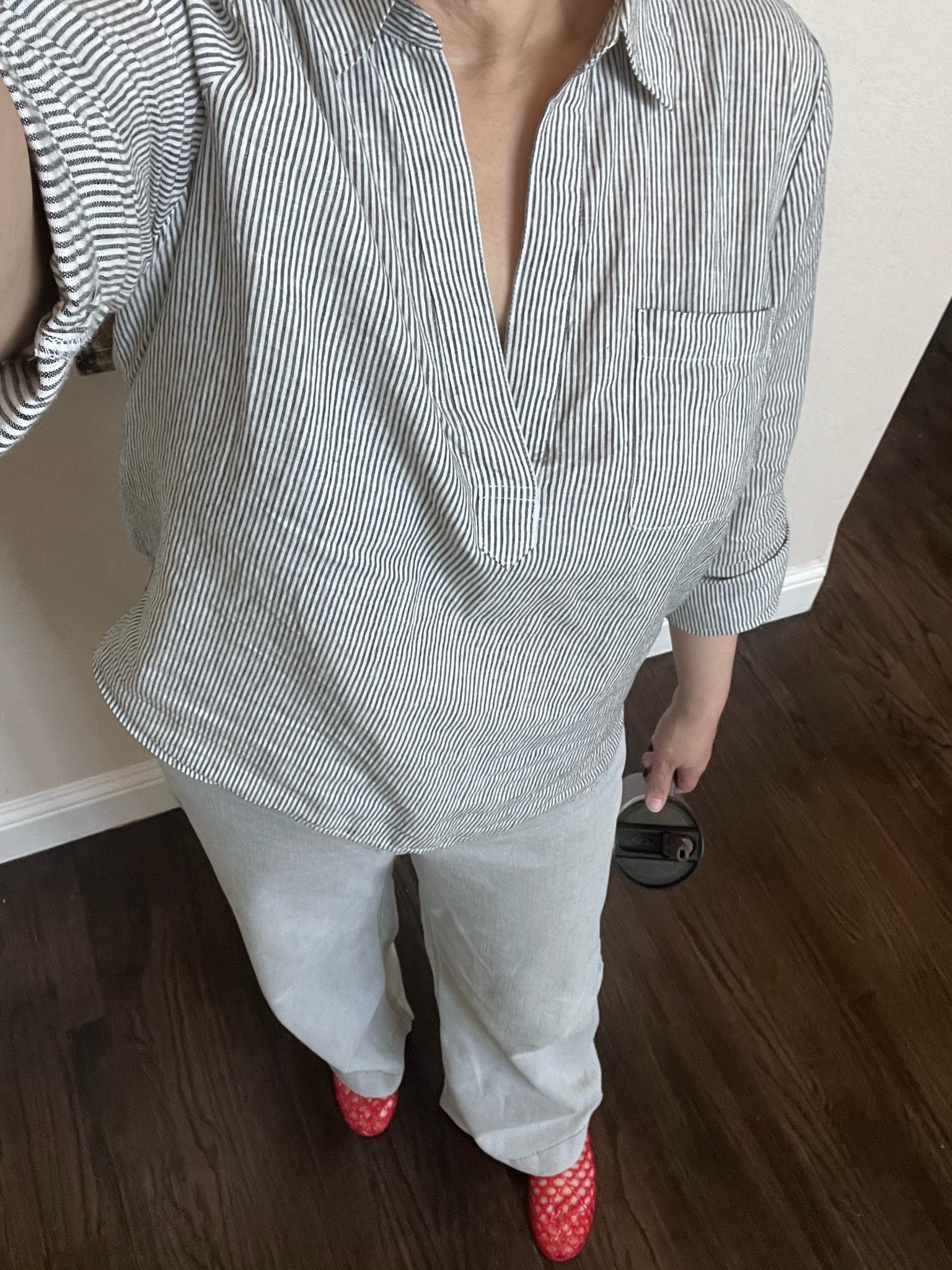 Tonal fit with a striped top.

#LTKootd #LTKMidsize #LTKOver40