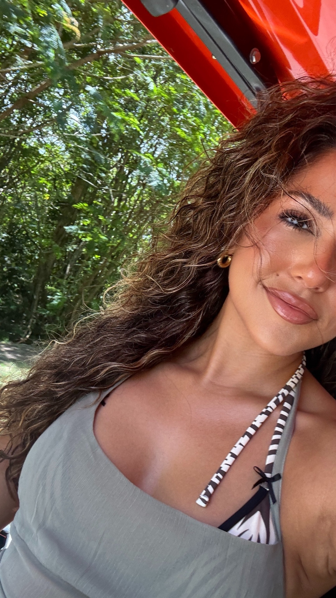 Puerto Rico beach day 🤍

All products used listed below and tagged ✨

Clarins serum 
Tatcha eye cream 
Clinique moisturizer
L’Oreal 2 in 1 skin ink shade 265
Tarte concealer 
Huda beauty blush in latte
Charlotte Tilburry blush 
Laura Mercier translucent powder
Fenty beauty island ting powder bronzer 
Kosas mascara 
YSL mascara 
L’Oreal brow lamination gel 
It cosmetics brow pencil in taupe
Huda beauty pinky brown liner 
Naked Sundays Setting spray for an extra protection and glow

K18 hair oil 
Color wow kale cocktail 
Amika overnight hydrating treatment 

Lioness bathing suit and cover up (both sold out) 
Maison Margiela Replica beach sailing day perfume 

#grwm #beachday #vacationgrwm #vacationstyle #vacationmakeup #glowingskin #makeup 

#LTKStyleTip #LTKBeauty #LTKTravel